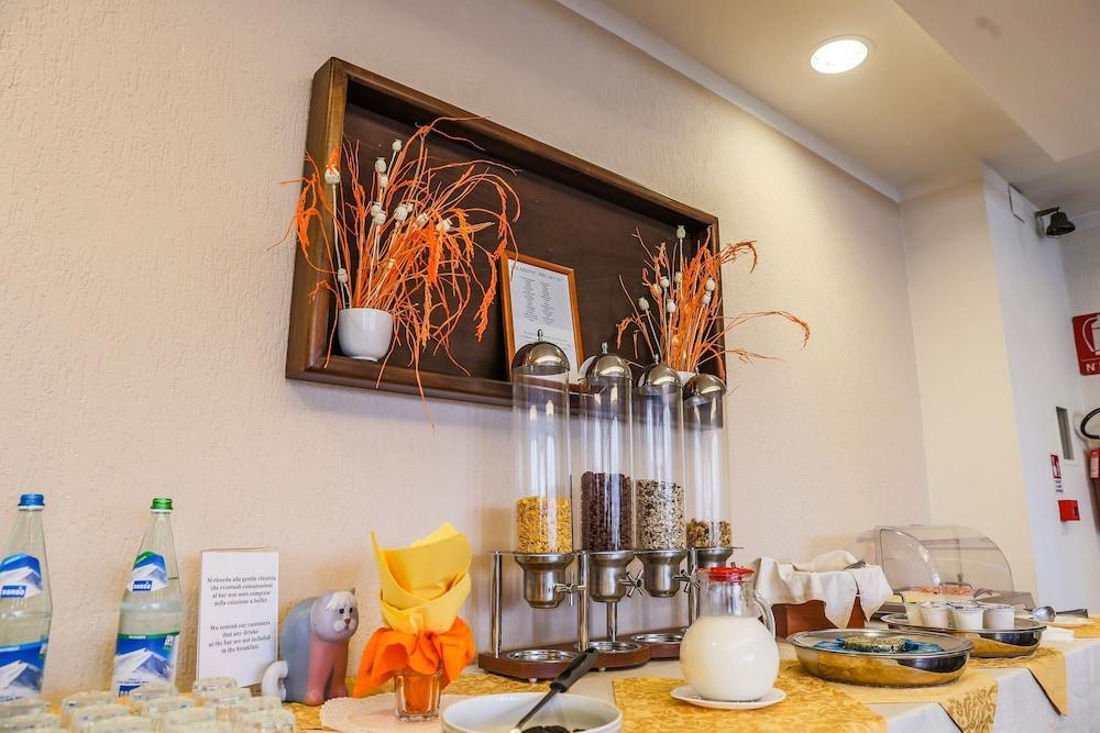 Hotel Galant Venaria Reale Luaran gambar