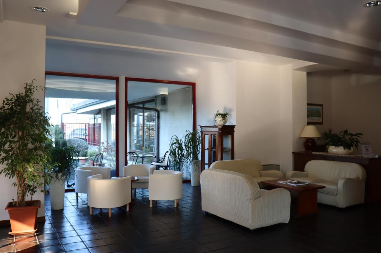 Hotel Galant Venaria Reale Luaran gambar