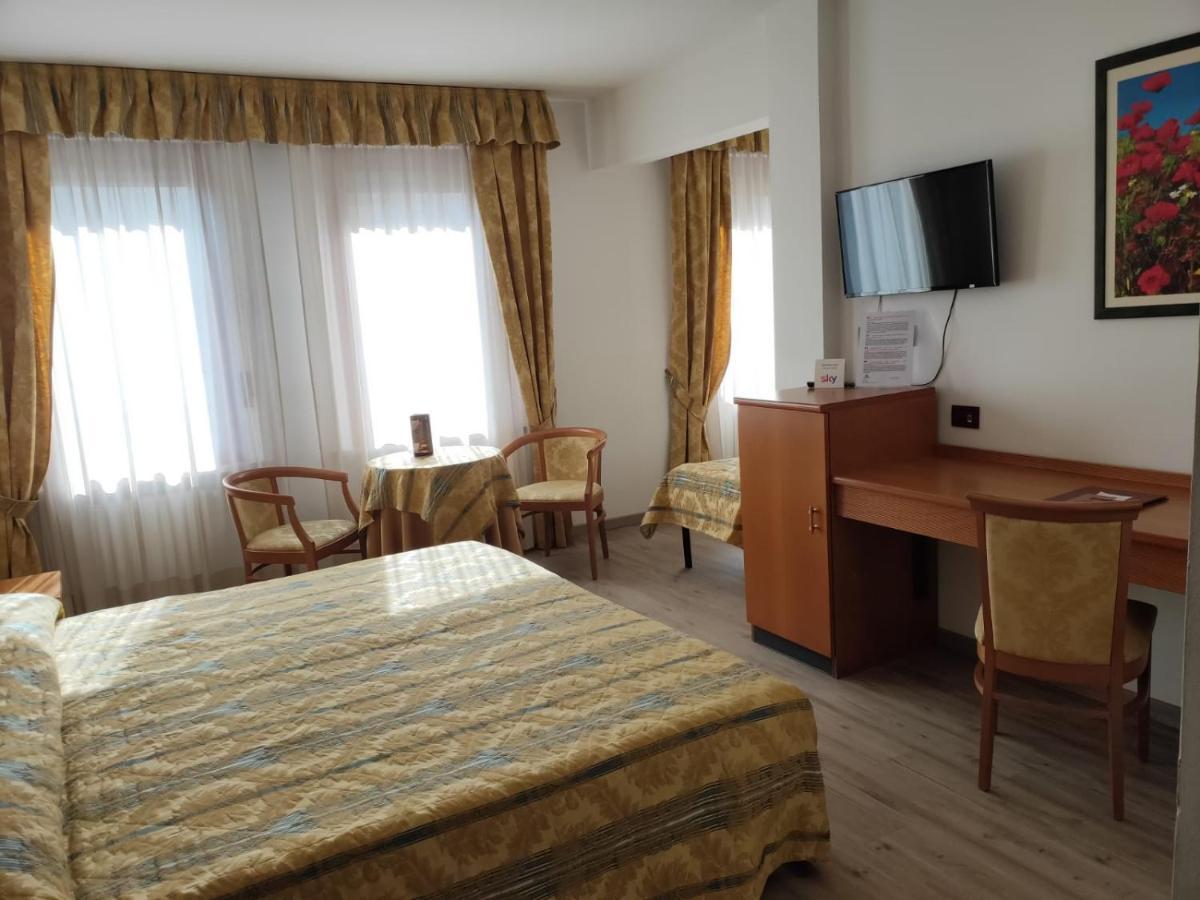 Hotel Galant Venaria Reale Luaran gambar